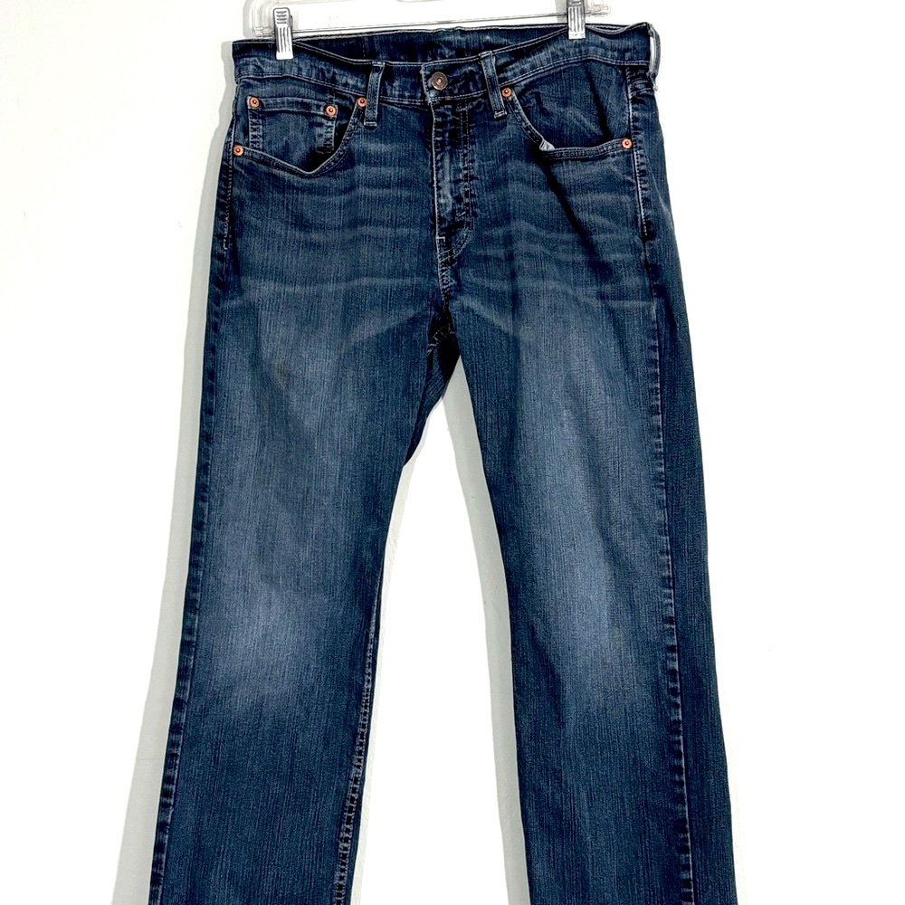 *Levi’s 559 straight stretch jeans 32